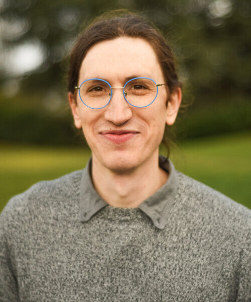 10529 Evan Strauss Headshot