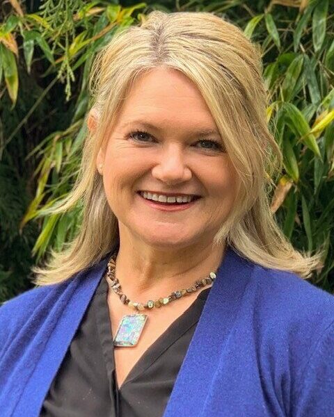 10556 Deborah Johnson Headshot