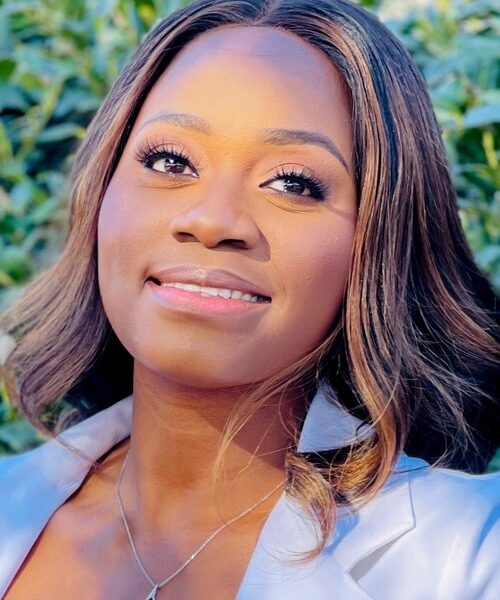10778 Afolashade Bamigbola Headshot
