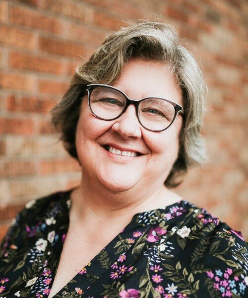 10904 Ann Robinson Headshot