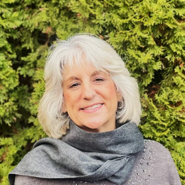 30191 Beth Lucchi Headshot