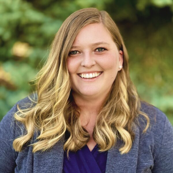 50021 Karianne Larson Headshot