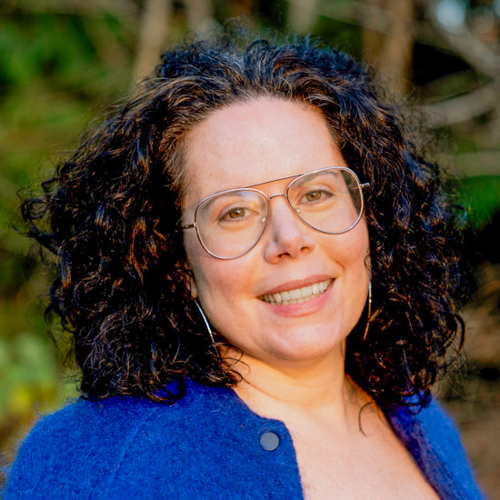 10468 Caroline Lanza headshot edited