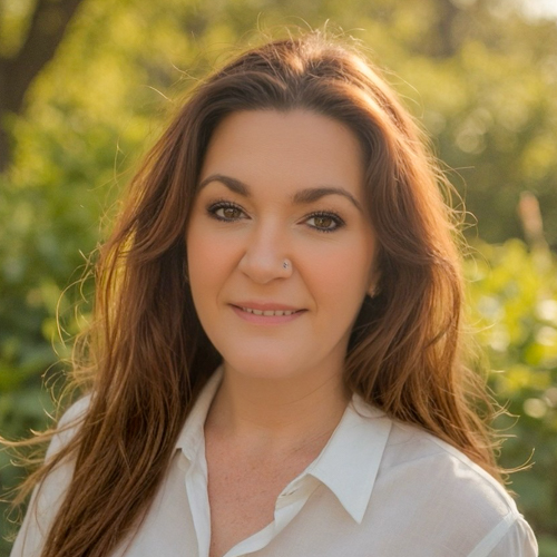 11654 Marissa Carelli-Taylor Headshot Edited