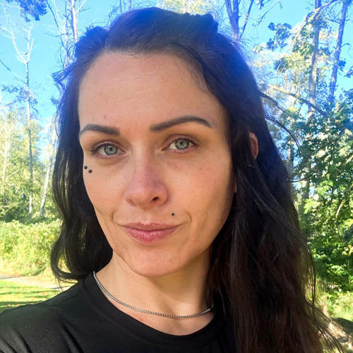 30497 Kristina Oxford Headshot Edited