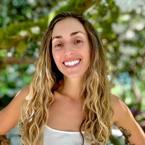 30522 Shelby Houston Headshot Edited