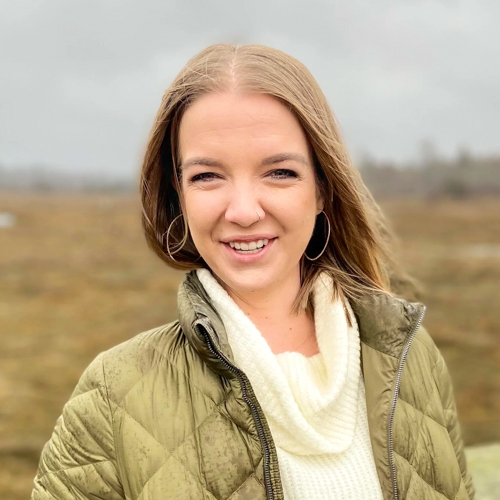 10522 Elizabeth Baer Headshot Edited