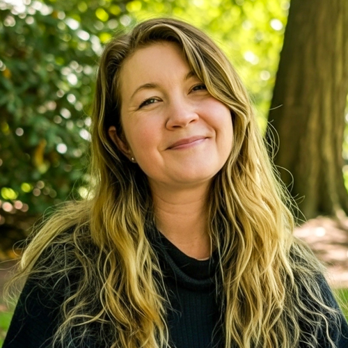 10873 Caitlyn Gilmore Headshot Edited