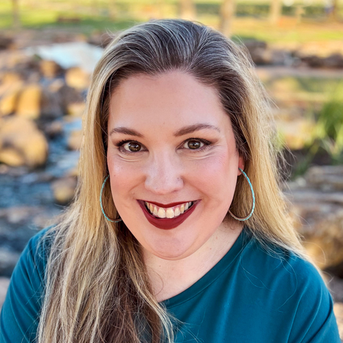 70041 Tracy Carlson Headshot Edited