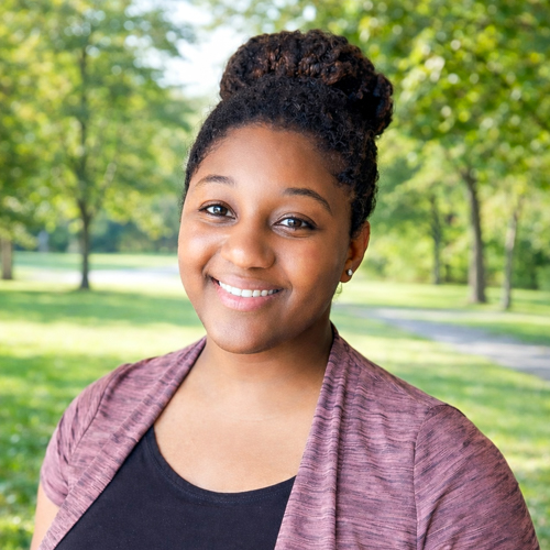 70050 Lili Smith Headshot Edited