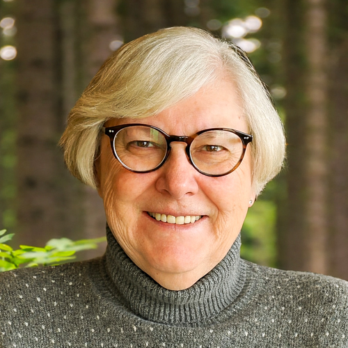 12500 Lynn Howell Headshot Edited