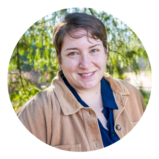 Amelia Holmes_Headshot