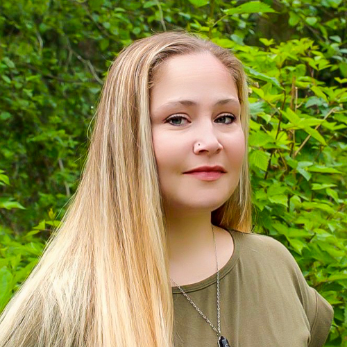 12533 Angela Bond Headshot Edited