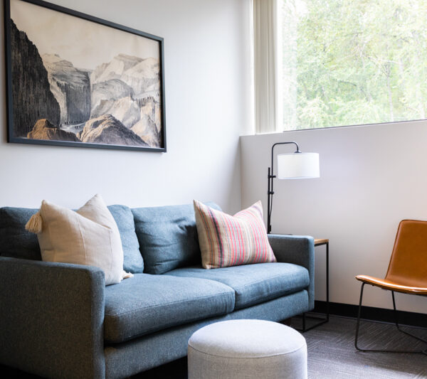 Mindful Therapy Group Sylvan – Highlands office lobby