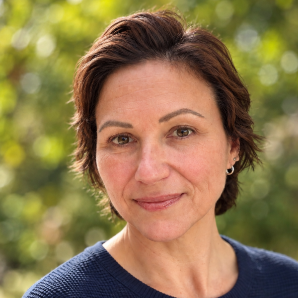 11476 Kimberly Noel Headshot updated